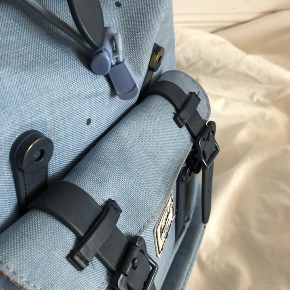 HERSCHEL SUPPLY CO BLUE POLKA DOTS BACKPACK - Picture 14 of 16